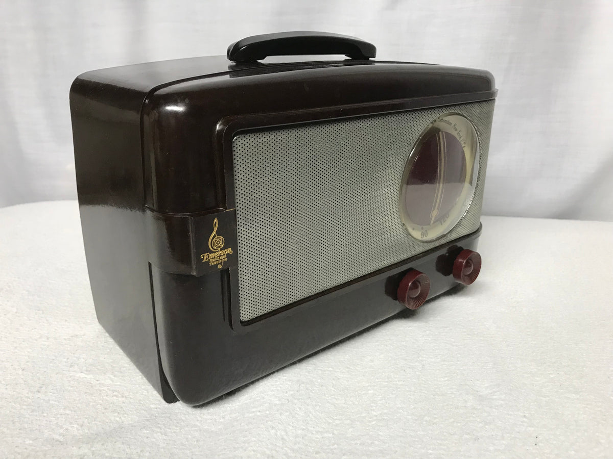 1948 Emerson Radio Model 2024 543. FREE Shipping! Restored and Working Vintage Radio