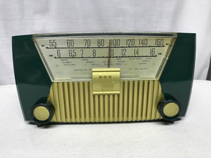 Motorola 62X “Dashboard”  Tube Radio With Bluetooth input.